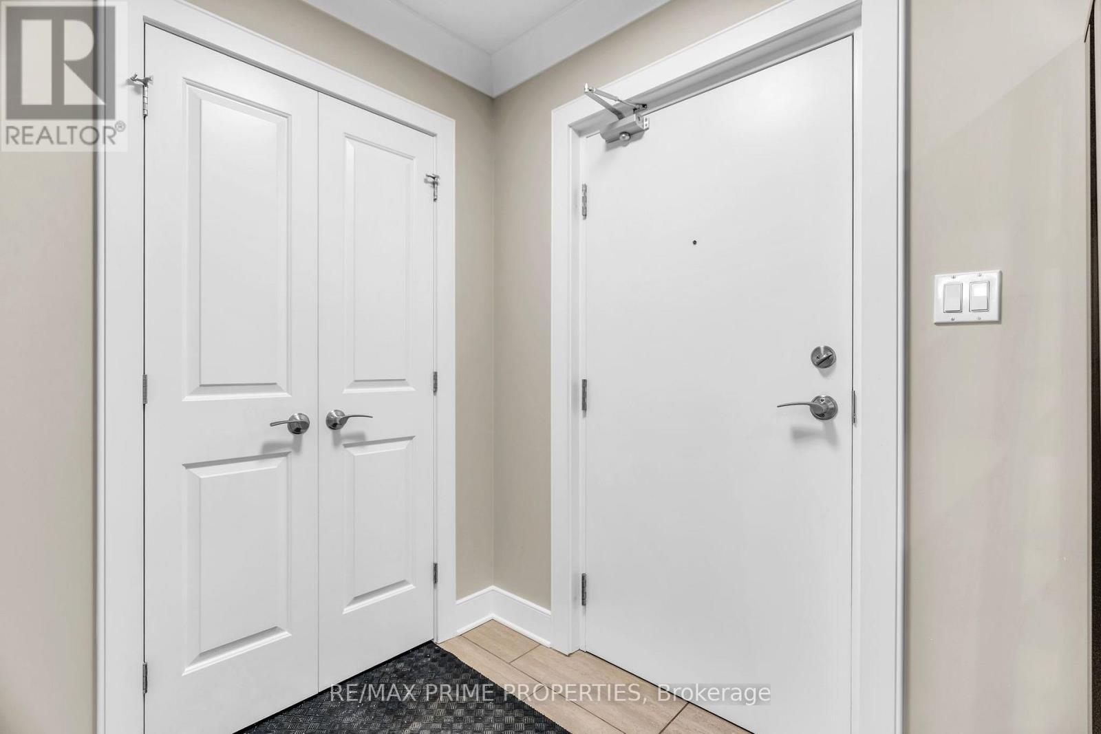 110 - 320 Sugarcreek Trail S Property Photo 34