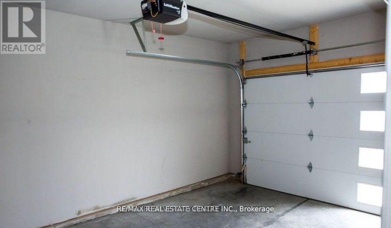 133 Howard Road Property Photo 8