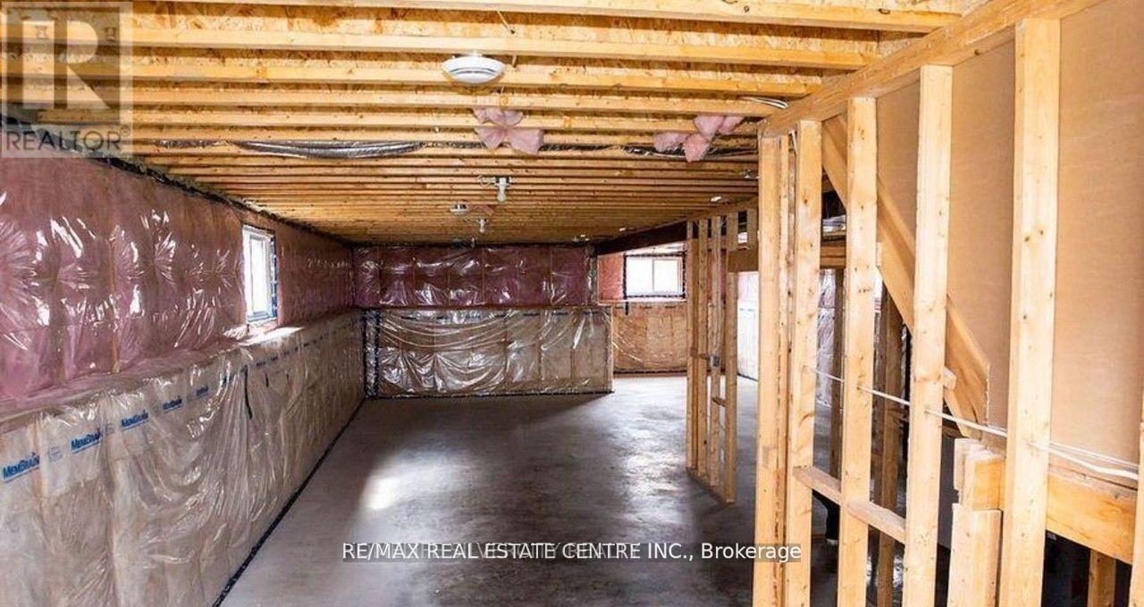 133 Howard Road Property Photo 9