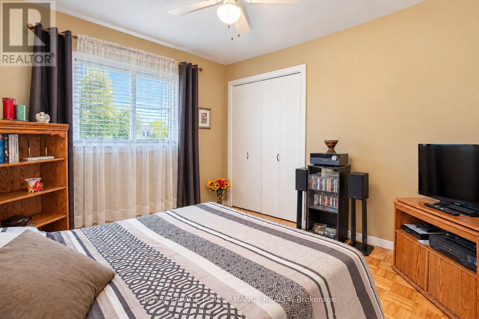 514 Catherine Street Property Photo 15