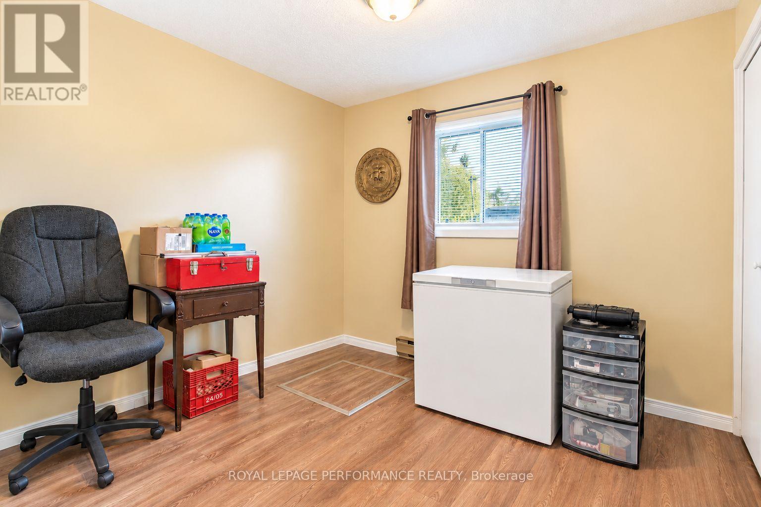 514 Catherine Street Property Photo 17