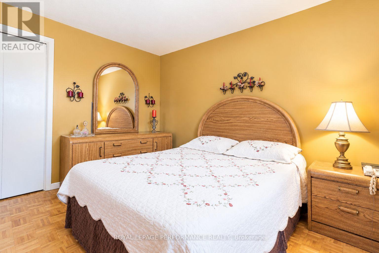 514 Catherine Street Property Photo 20