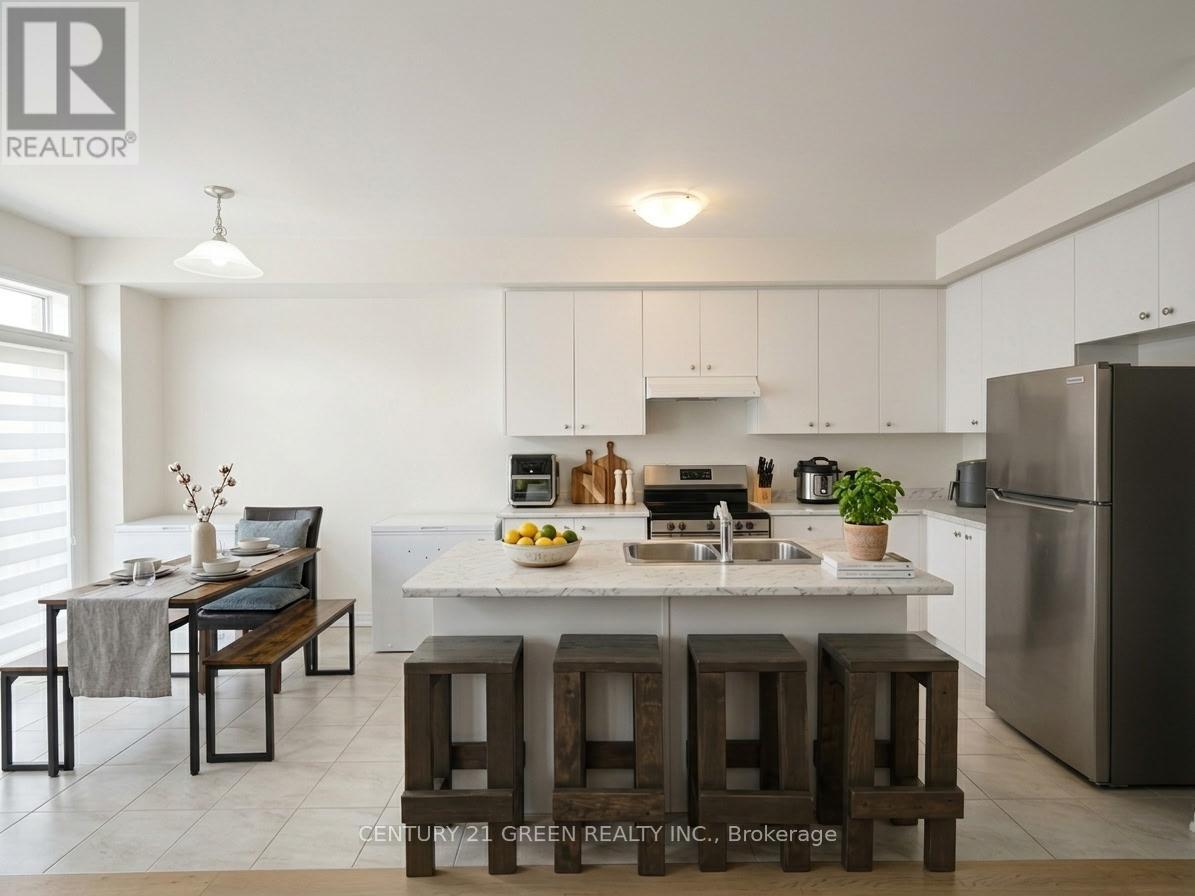 55 Selection Heights Property Photo 4