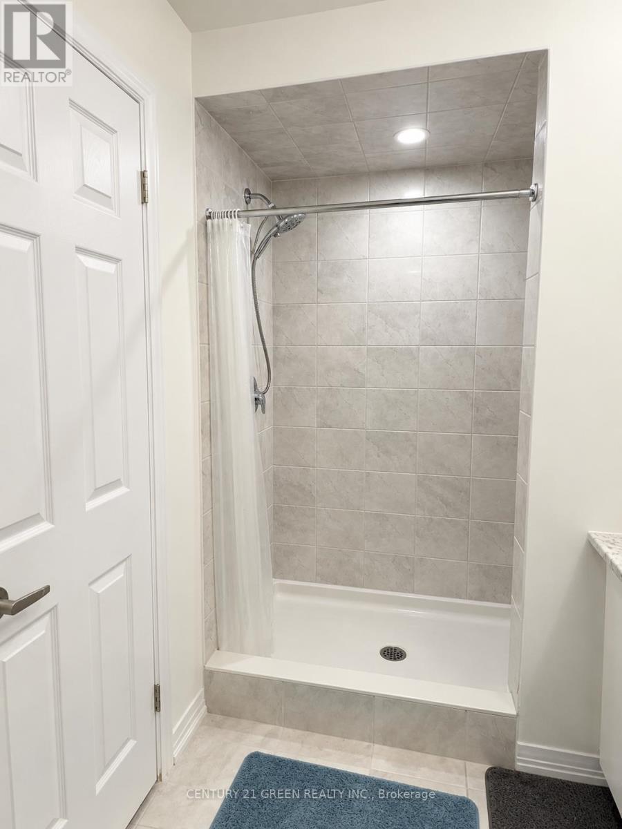 55 Selection Heights Property Photo 10