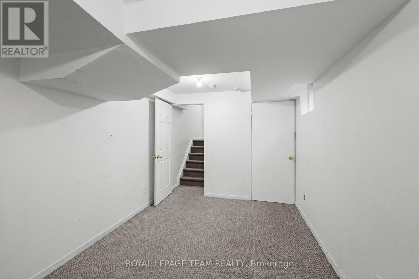 1991 Banff Avenue Property Photo 12