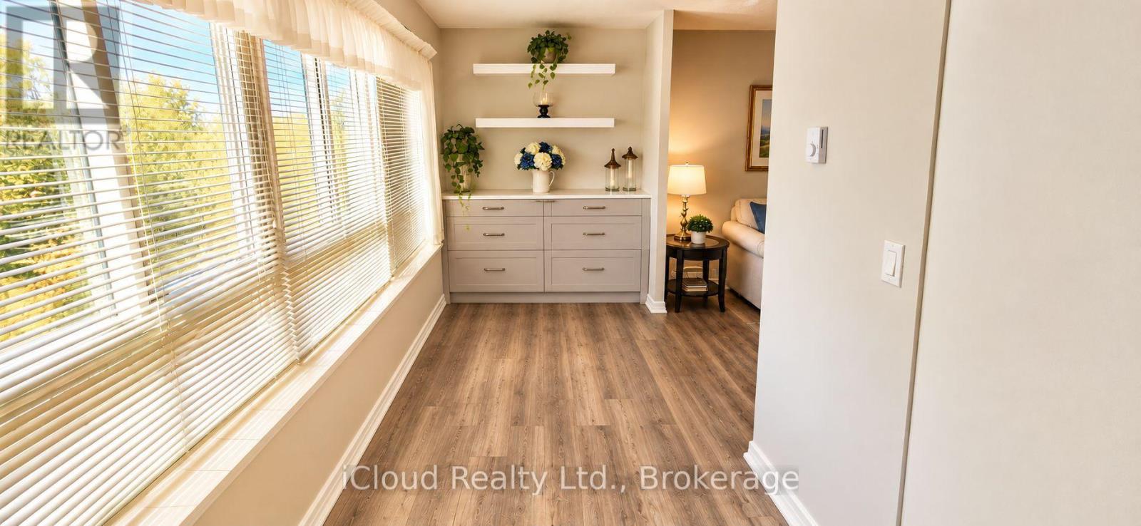 309 - 850 6th Street E Property Photo 6