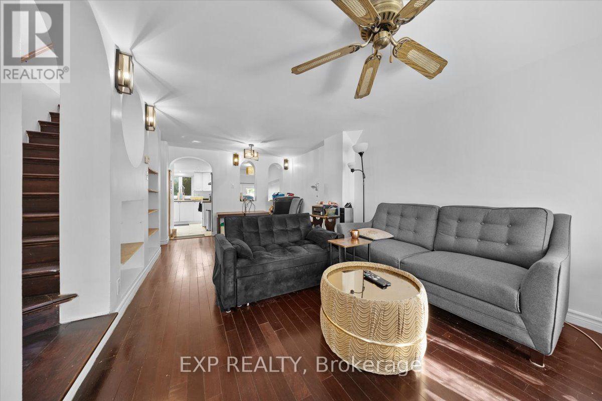 445 Hilson Avenue Property Photo 2