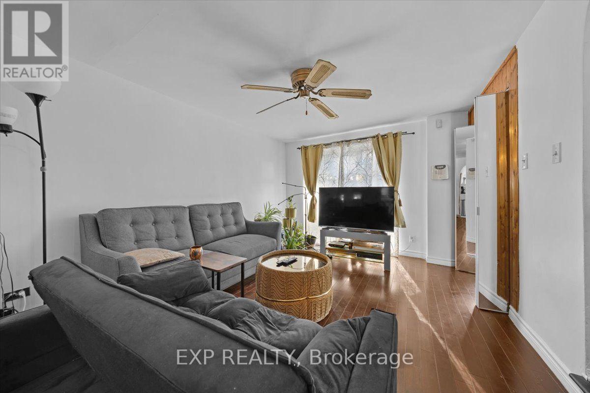 445 Hilson Avenue Property Photo 3