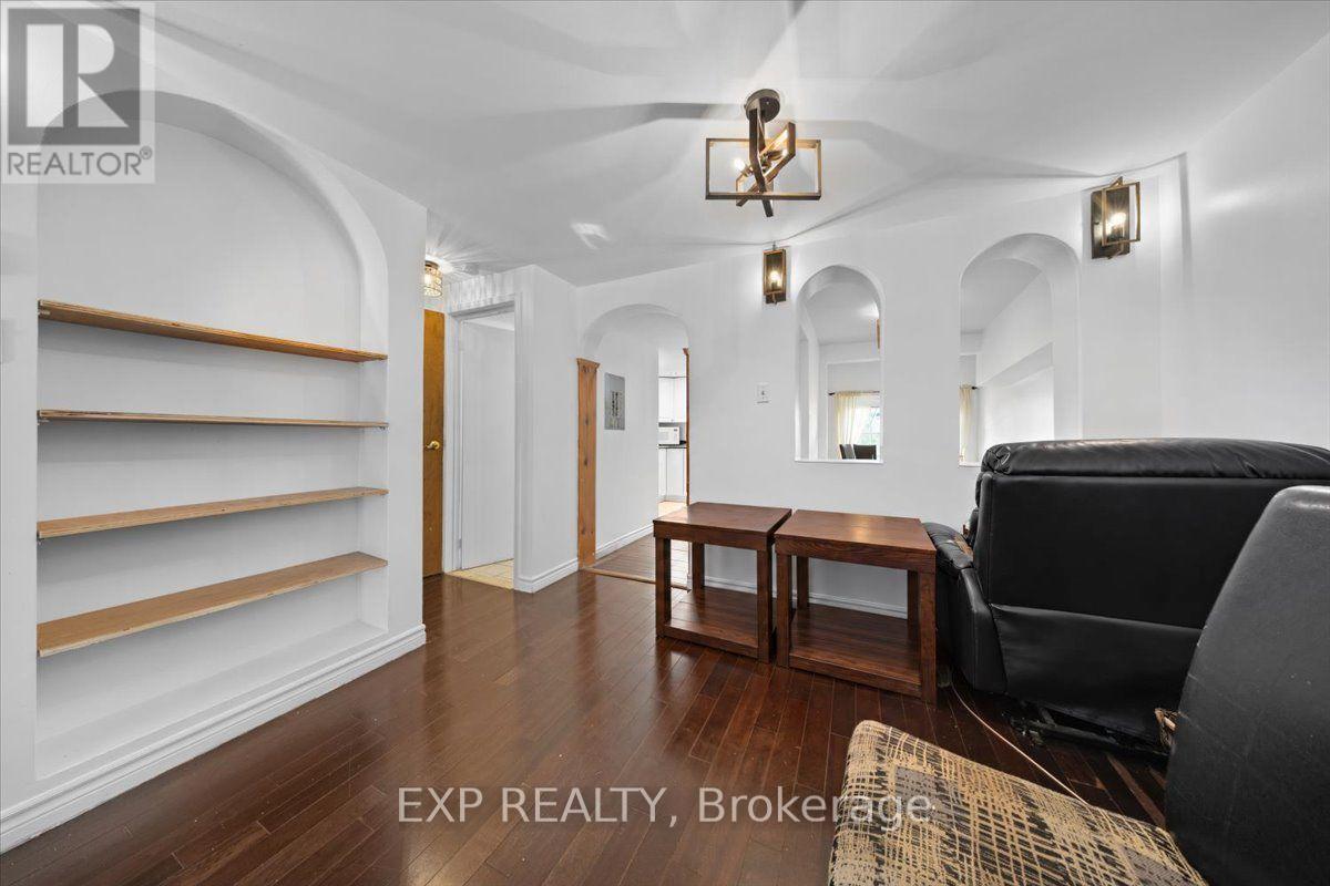 445 Hilson Avenue Property Photo 6