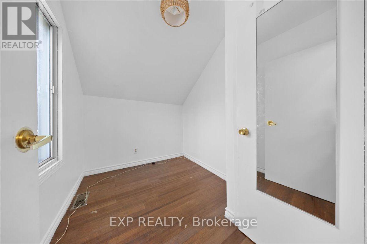 445 Hilson Avenue Property Photo 12