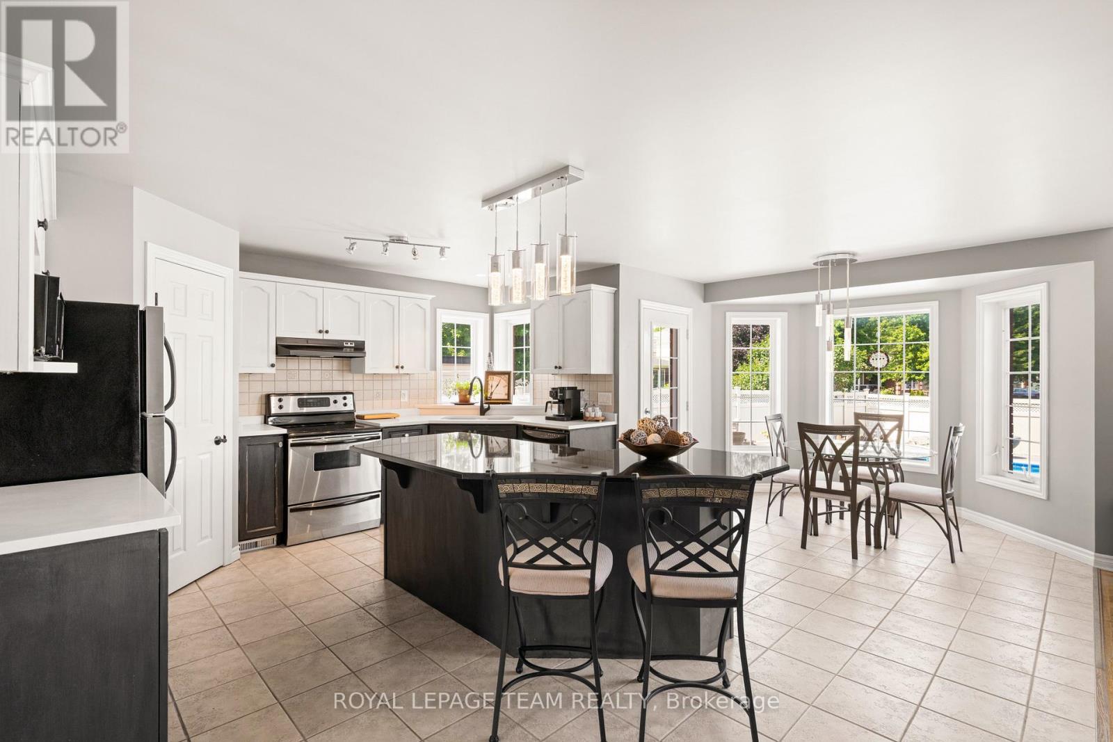 41 Blackshire Circle Property Photo 10