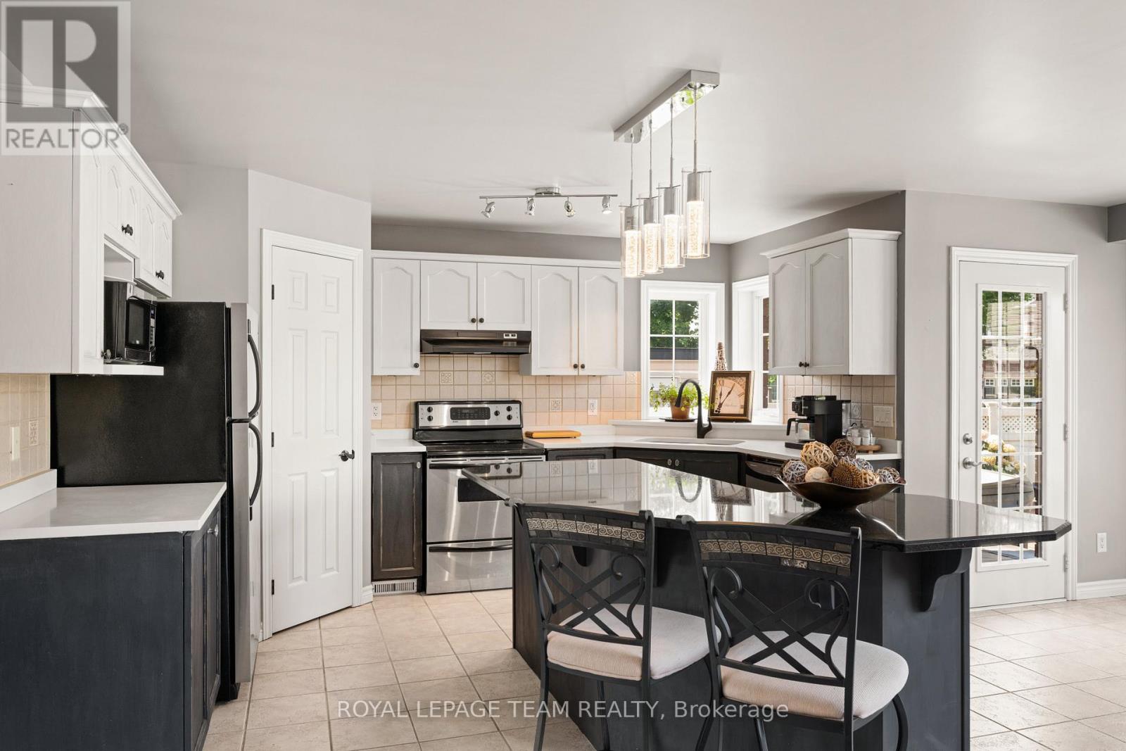 41 Blackshire Circle Property Photo 11