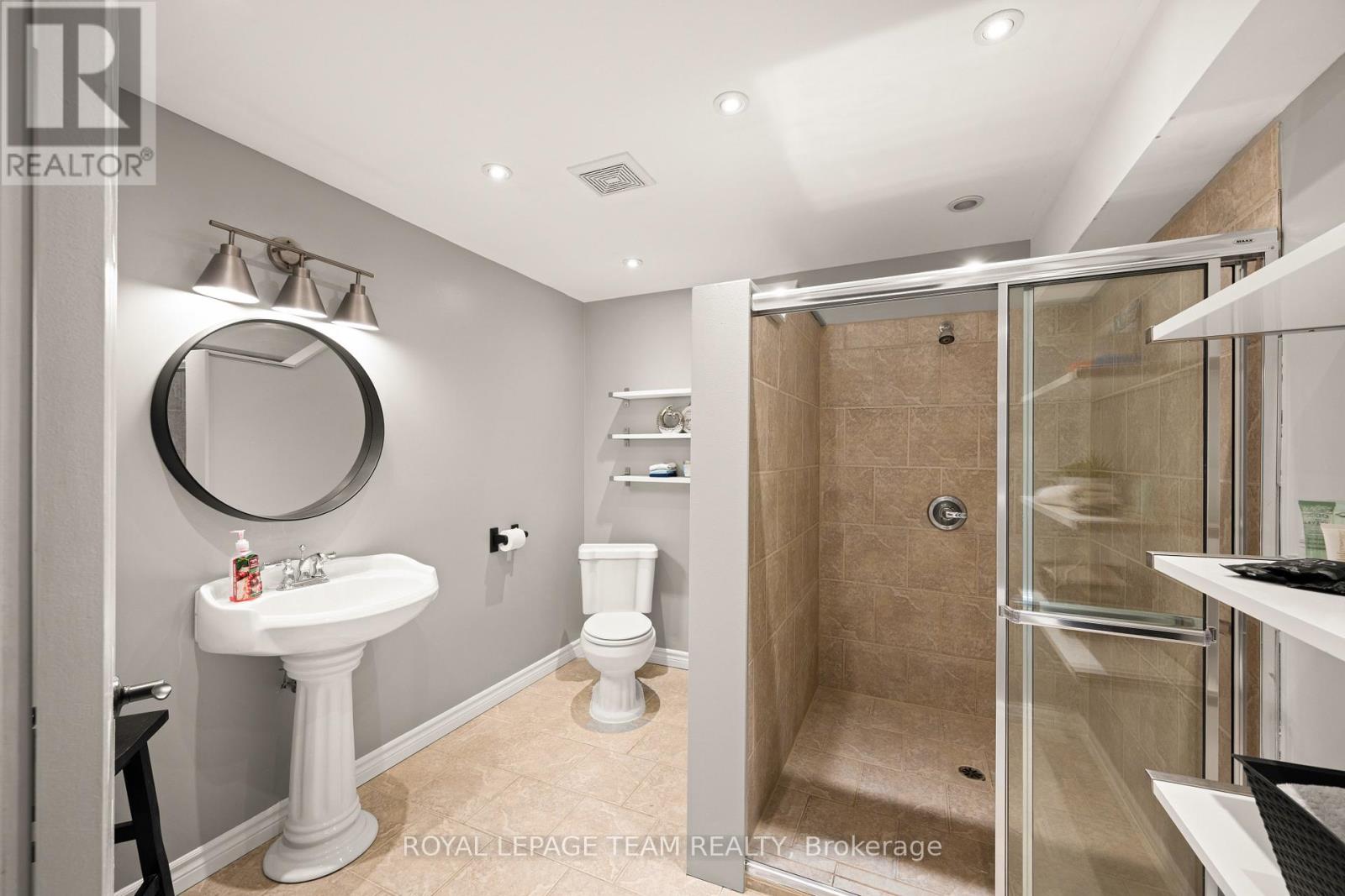 41 Blackshire Circle Property Photo 27