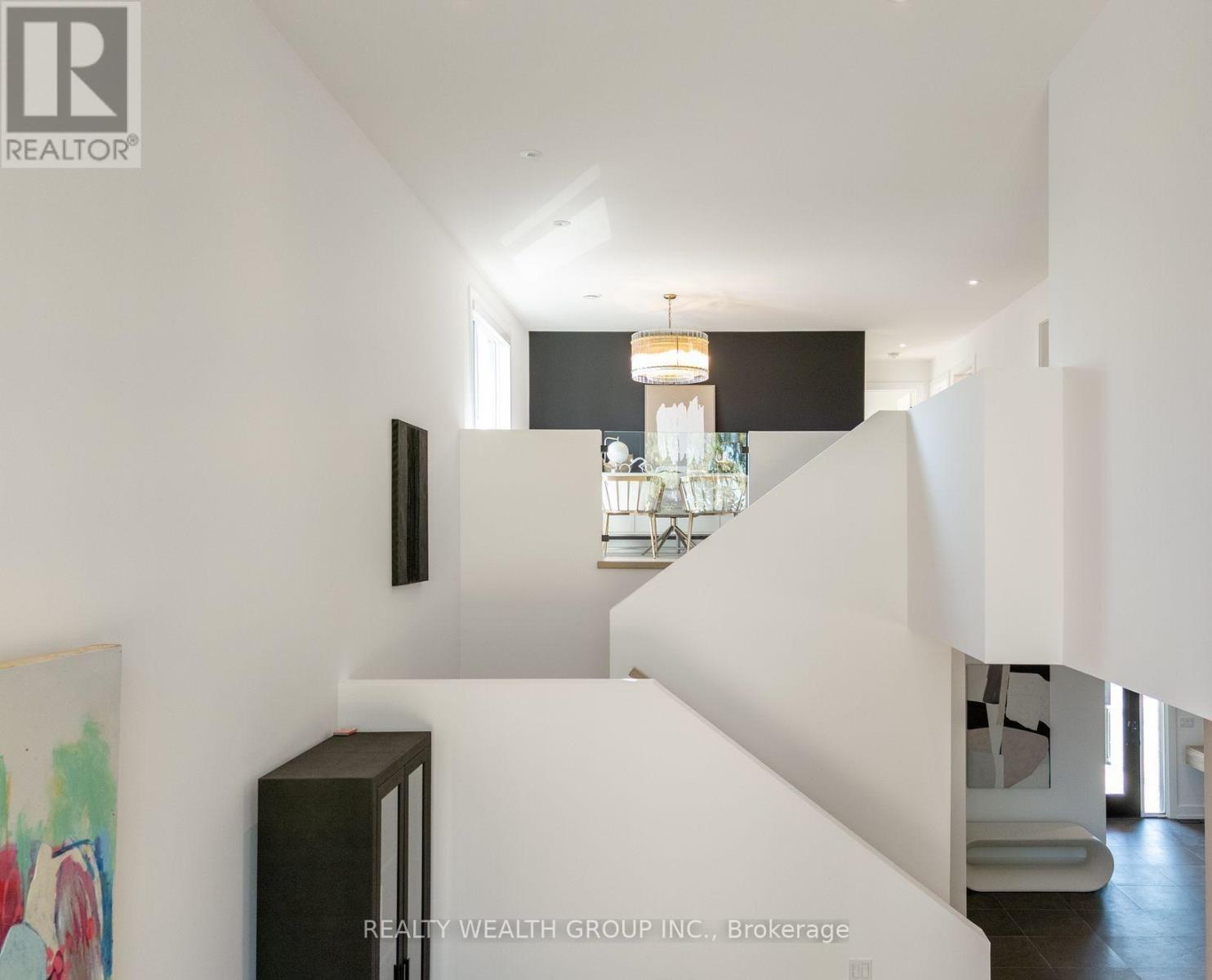 4636 Lee Avenue Property Photo 7