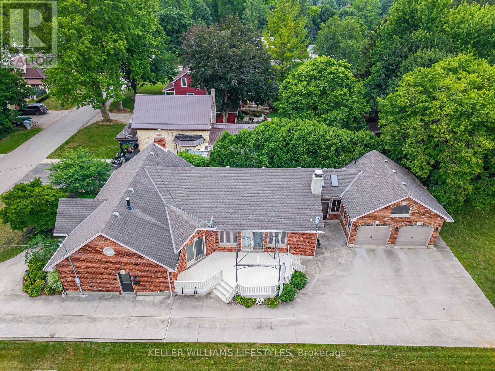 194 High Street Property Photo 1