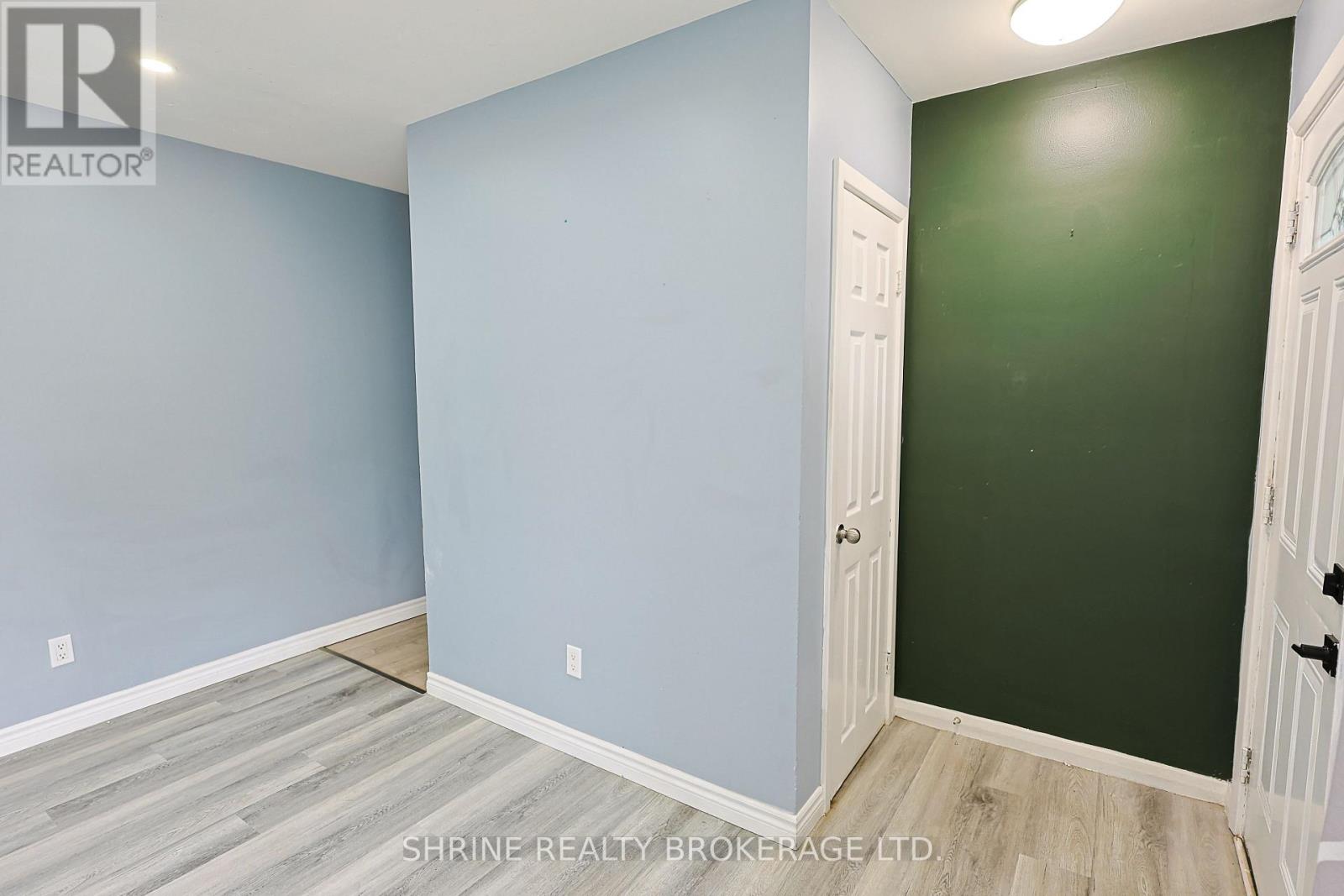 Upper Unit - 321 Salisbury Street Property Photo 12