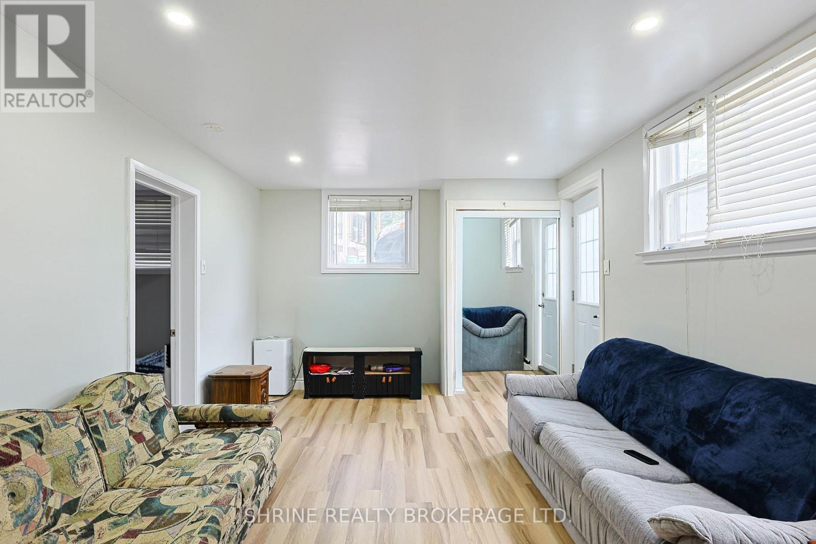 Upper Unit - 321 Salisbury Street Property Photo 14