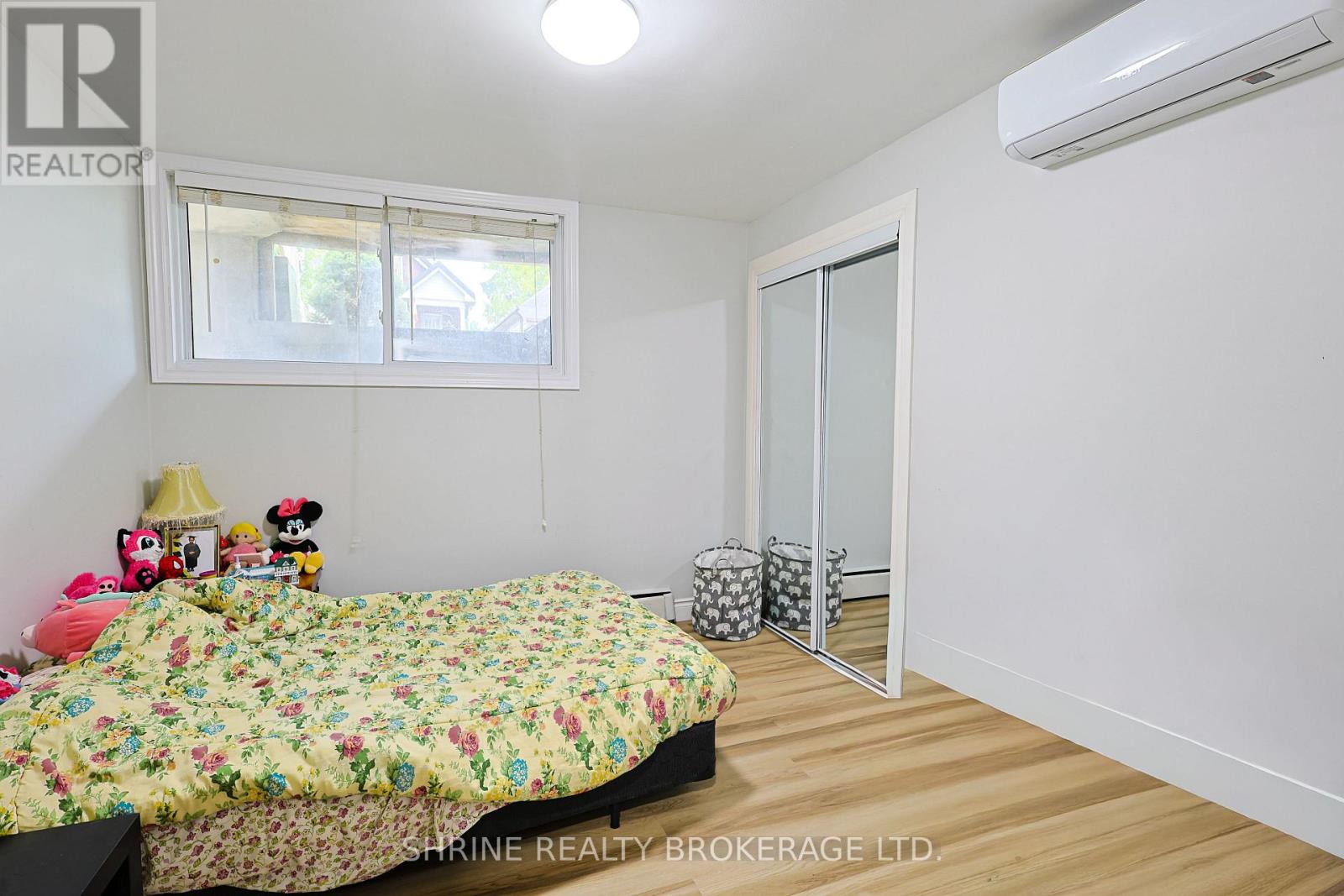 Upper Unit - 321 Salisbury Street Property Photo 16