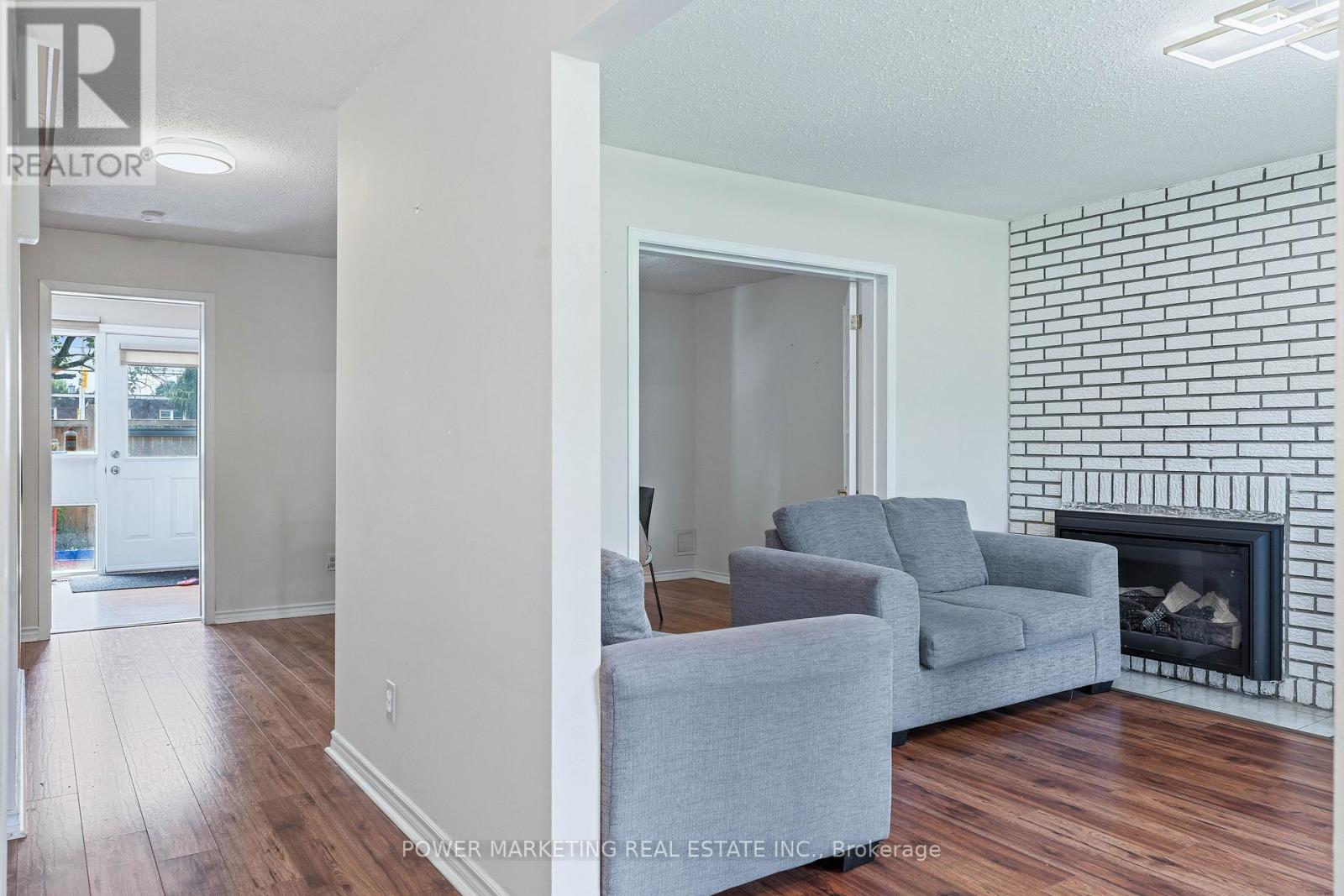 76 - 2111 Montreal Road Property Photo 3