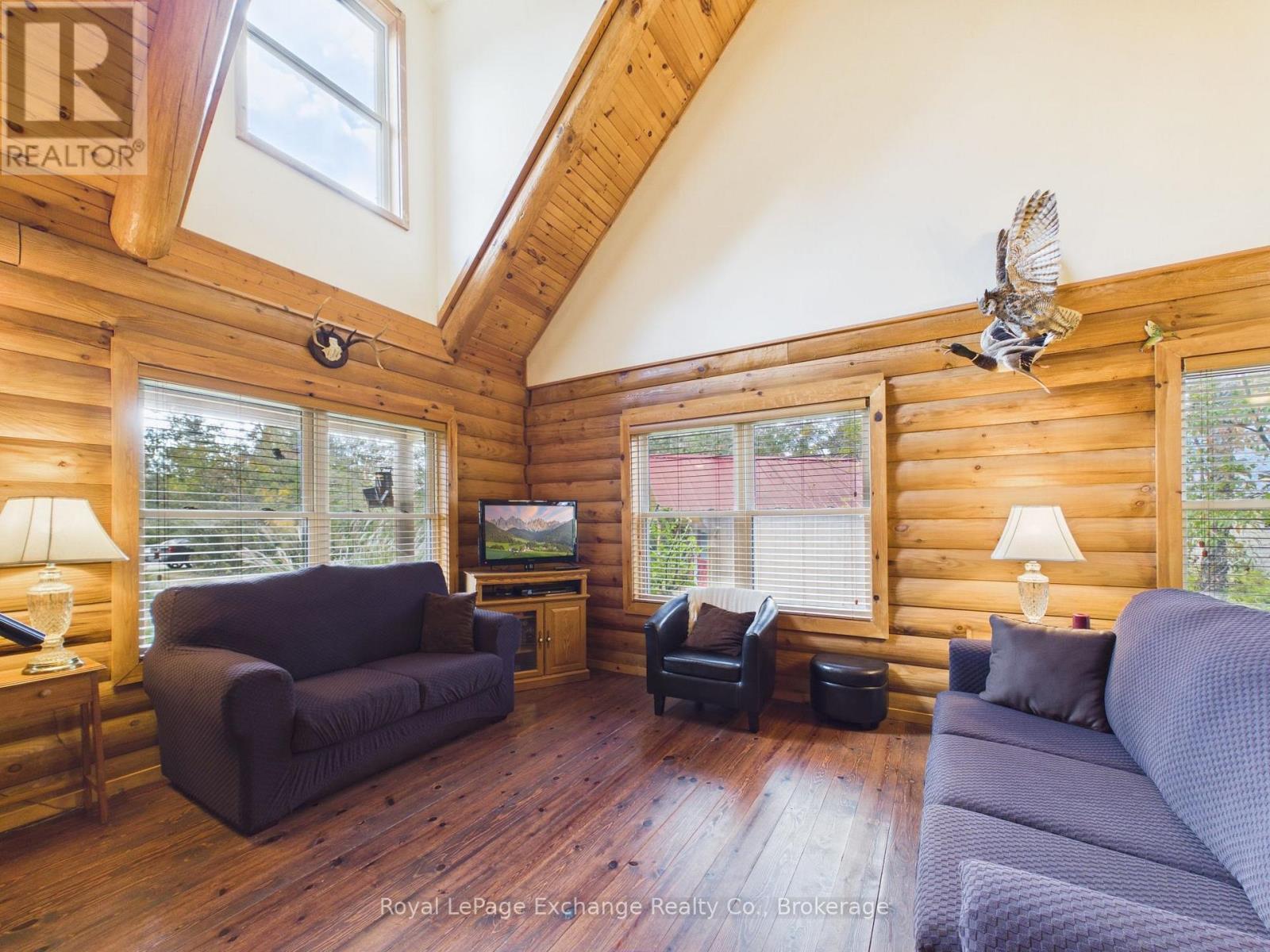 247 Huron Road Property Photo 4
