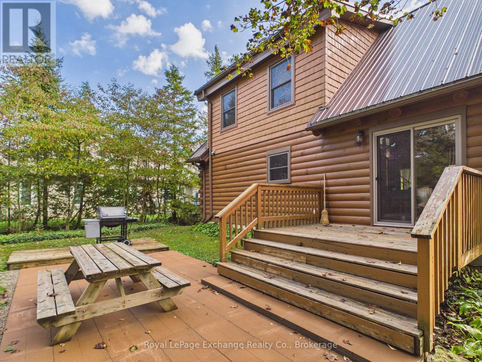 247 Huron Road Property Photo 14