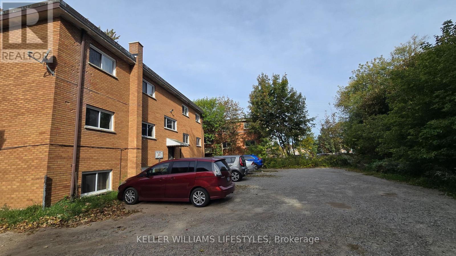 Unit 3 - 6 Balfour Place Property Photo 18