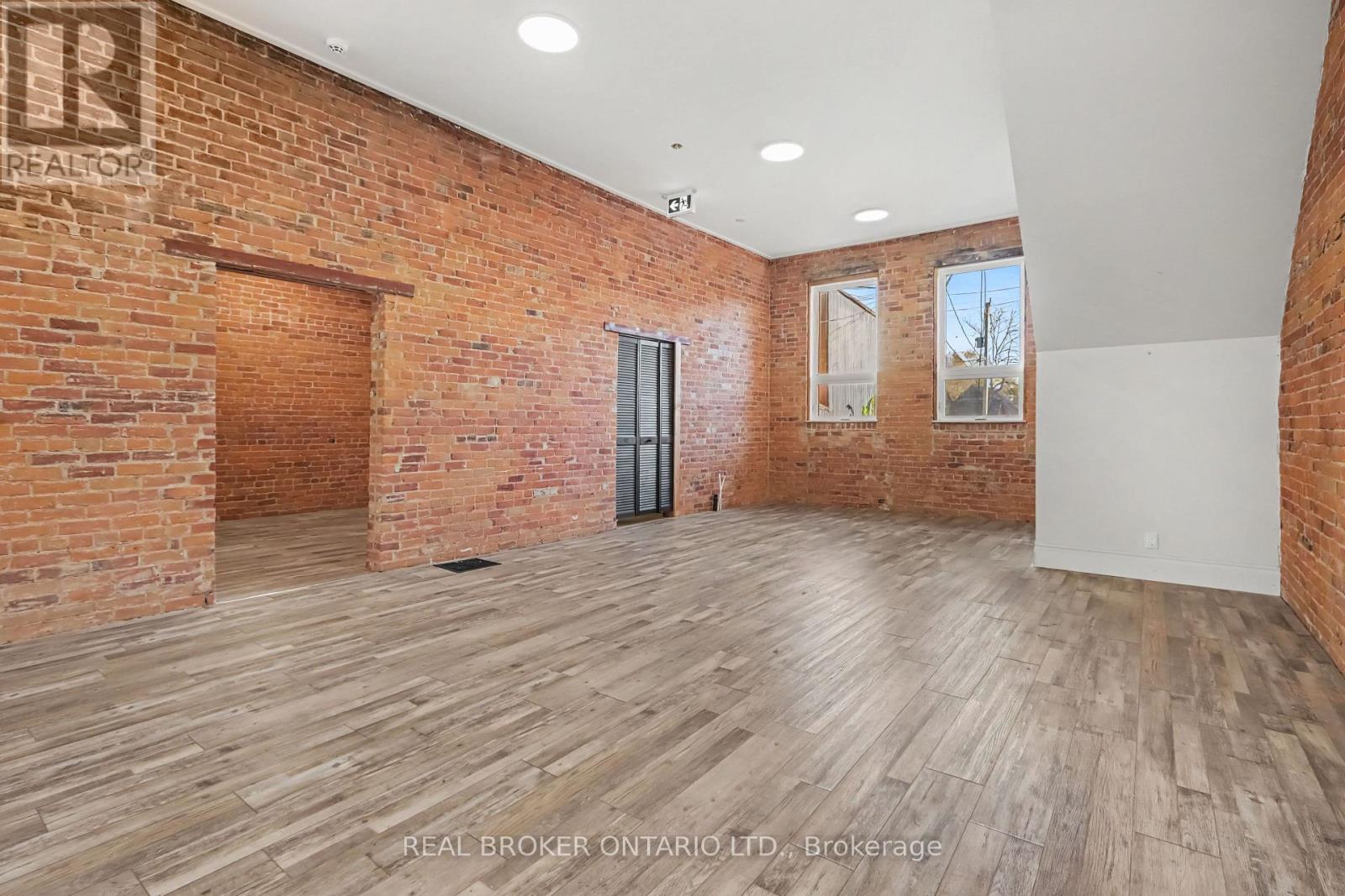 145 Bridge Street Property Photo 12