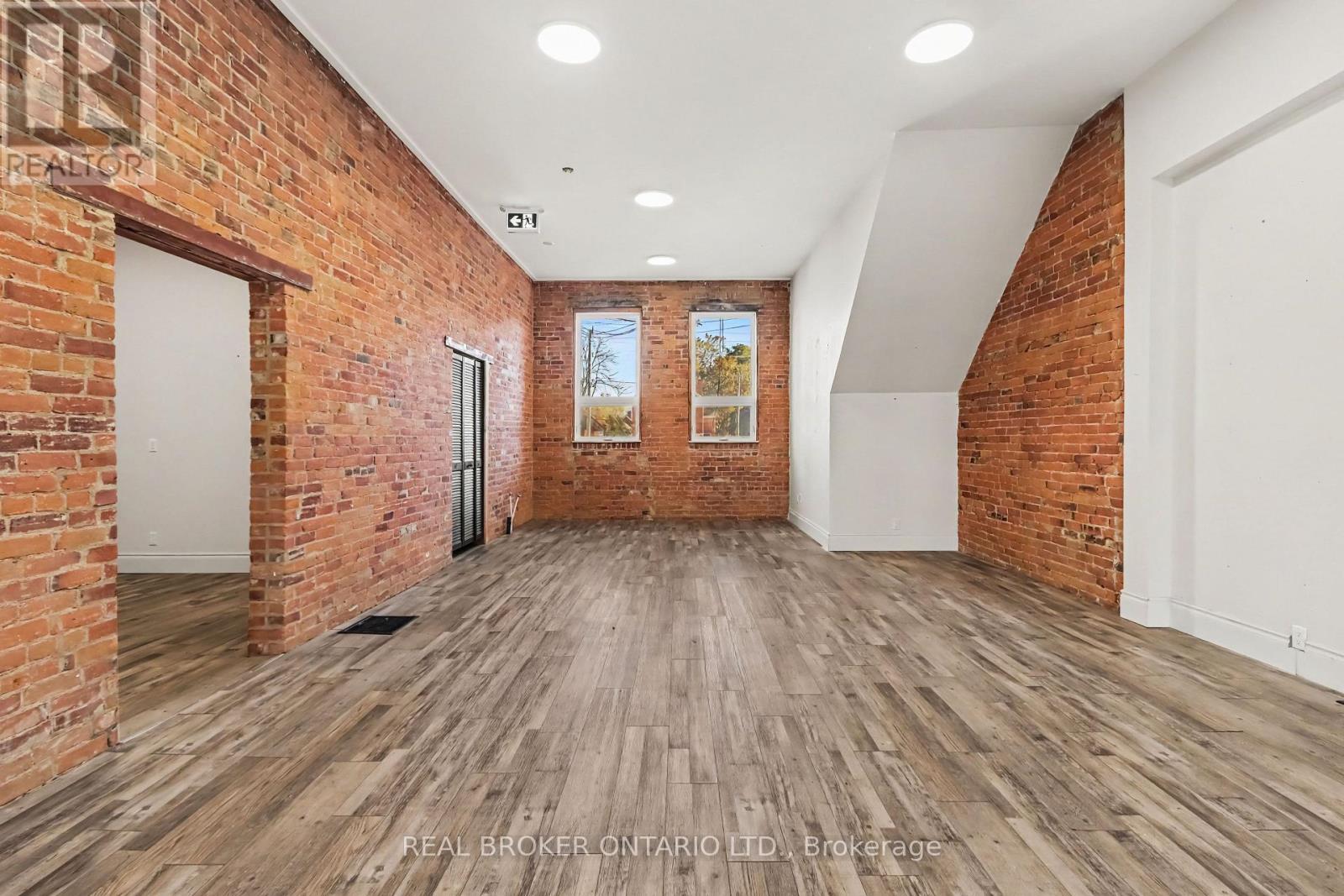 145 Bridge Street Property Photo 16