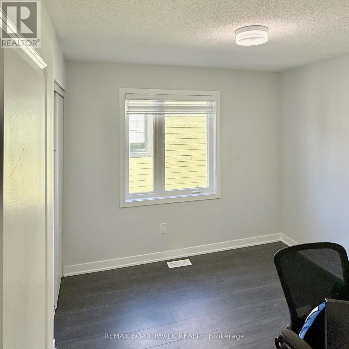 2021 Blossite Private Property Photo 17