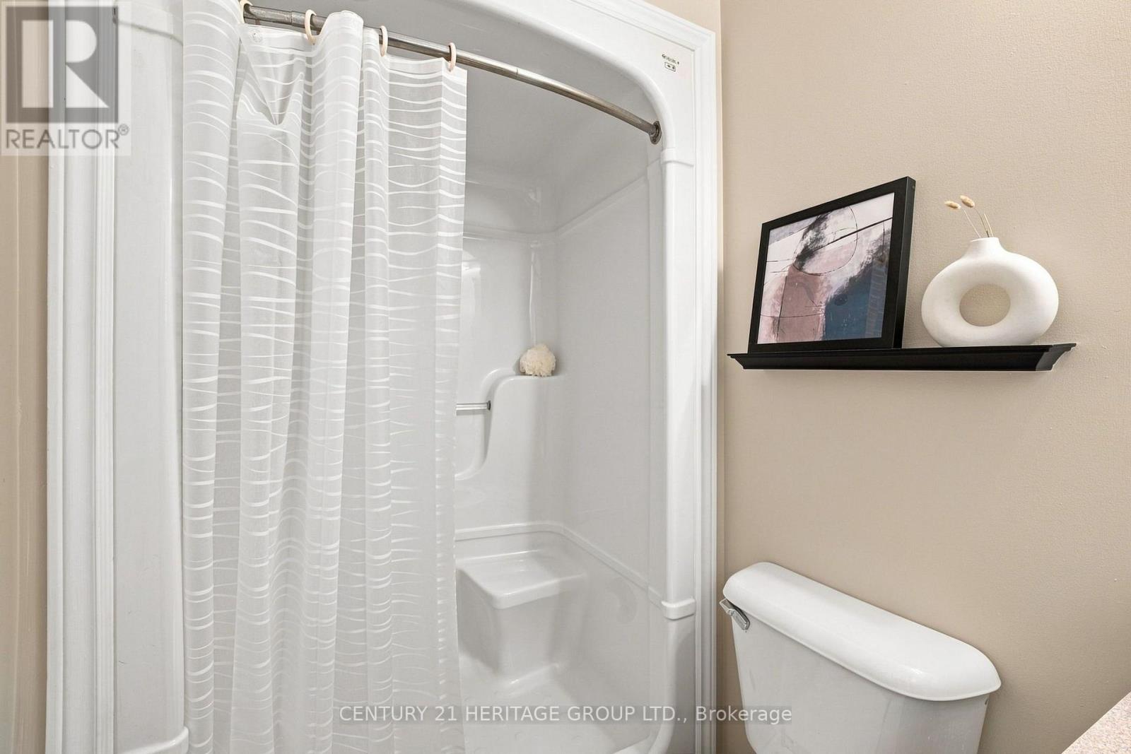 546 Jerseyville Road W Property Photo 23