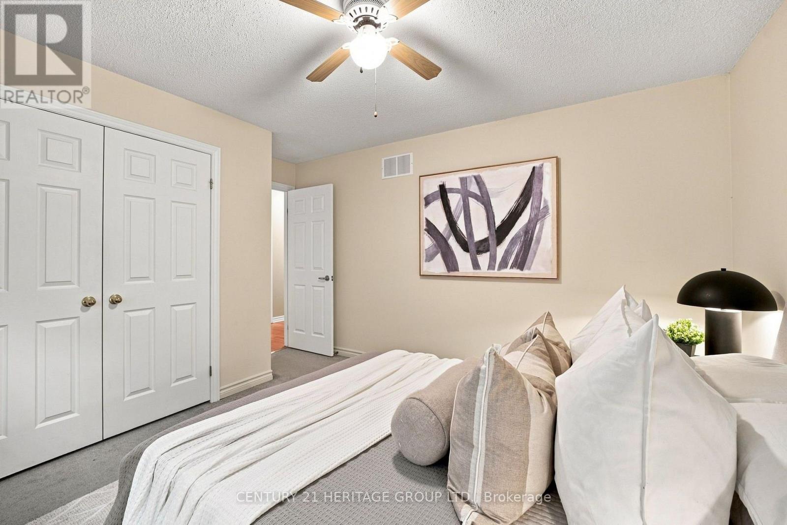 546 Jerseyville Road W Property Photo 25