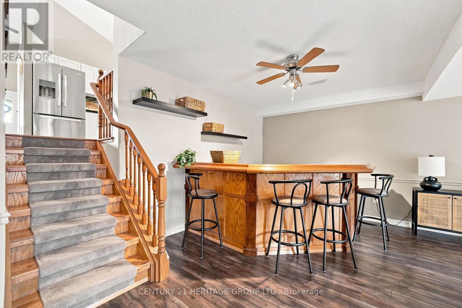 546 Jerseyville Road W Property Photo 31