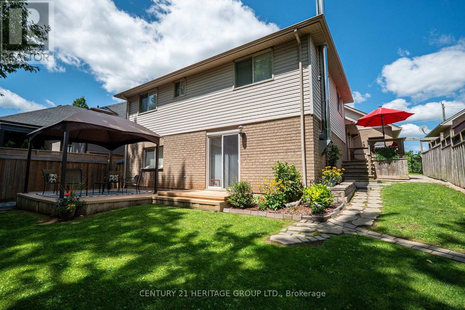 546 Jerseyville Road W Property Photo 42
