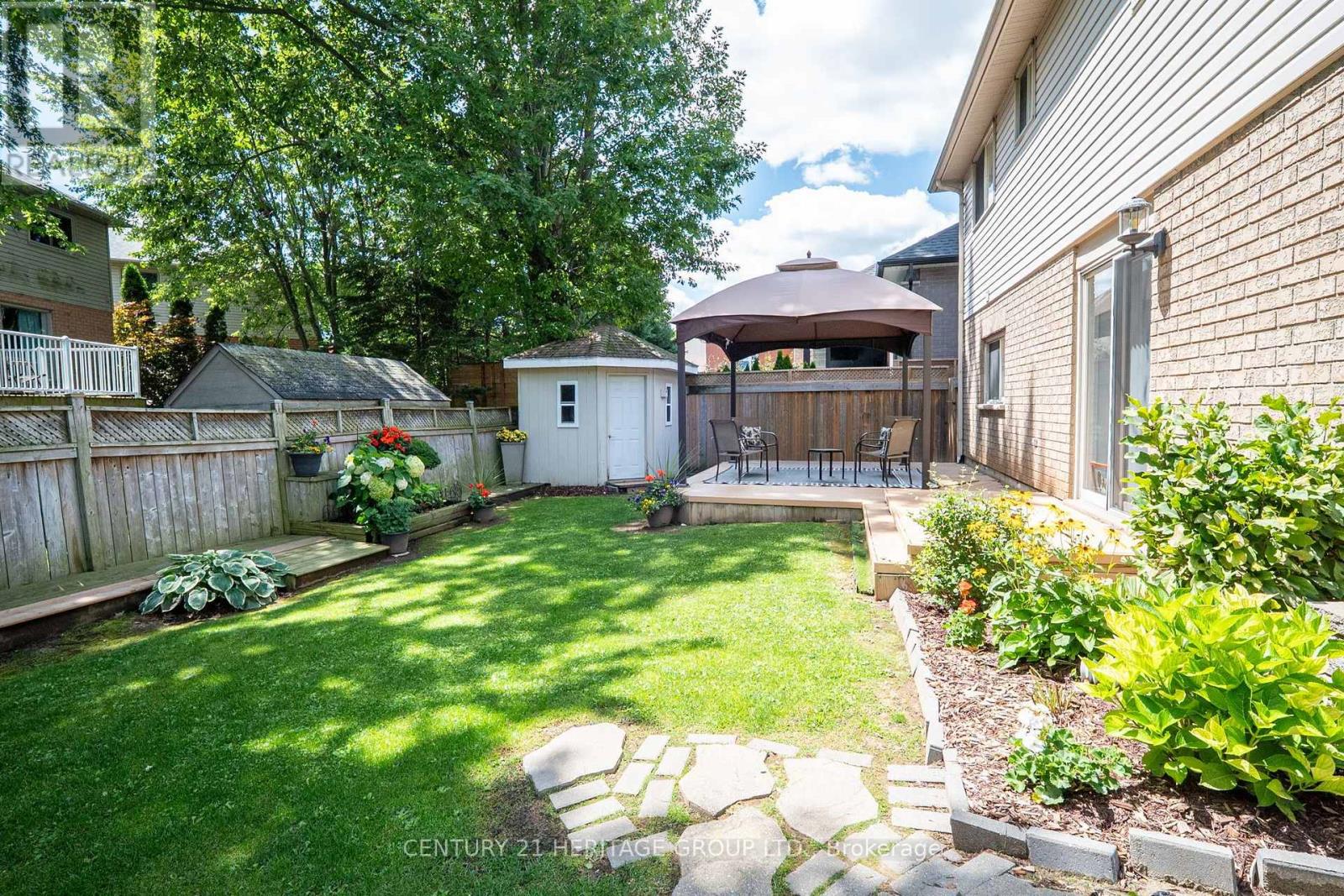 546 Jerseyville Road W Property Photo 43