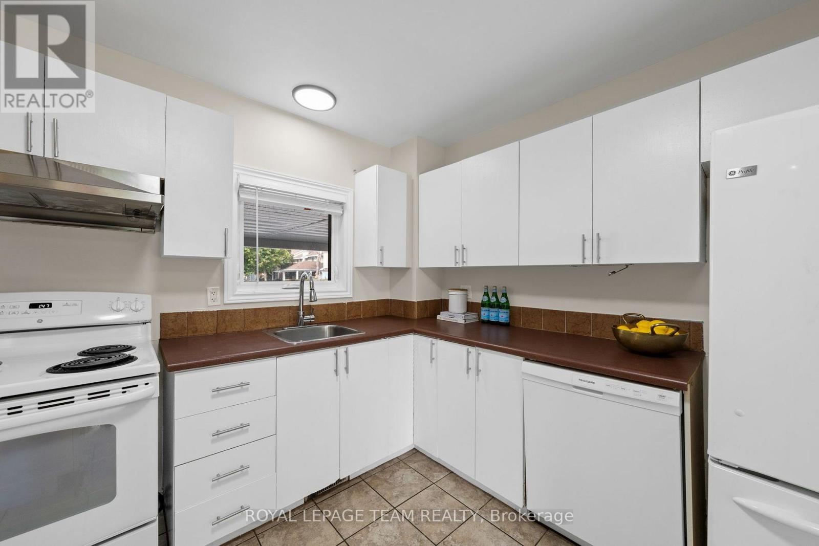 26 Paddington Private Property Photo 15
