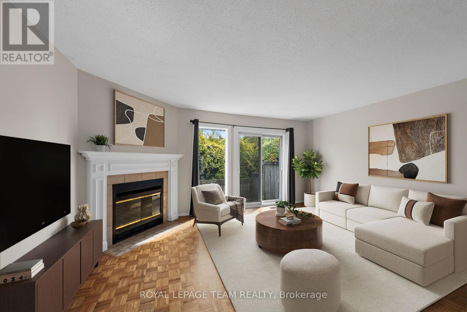 26 Paddington Private Property Photo 18