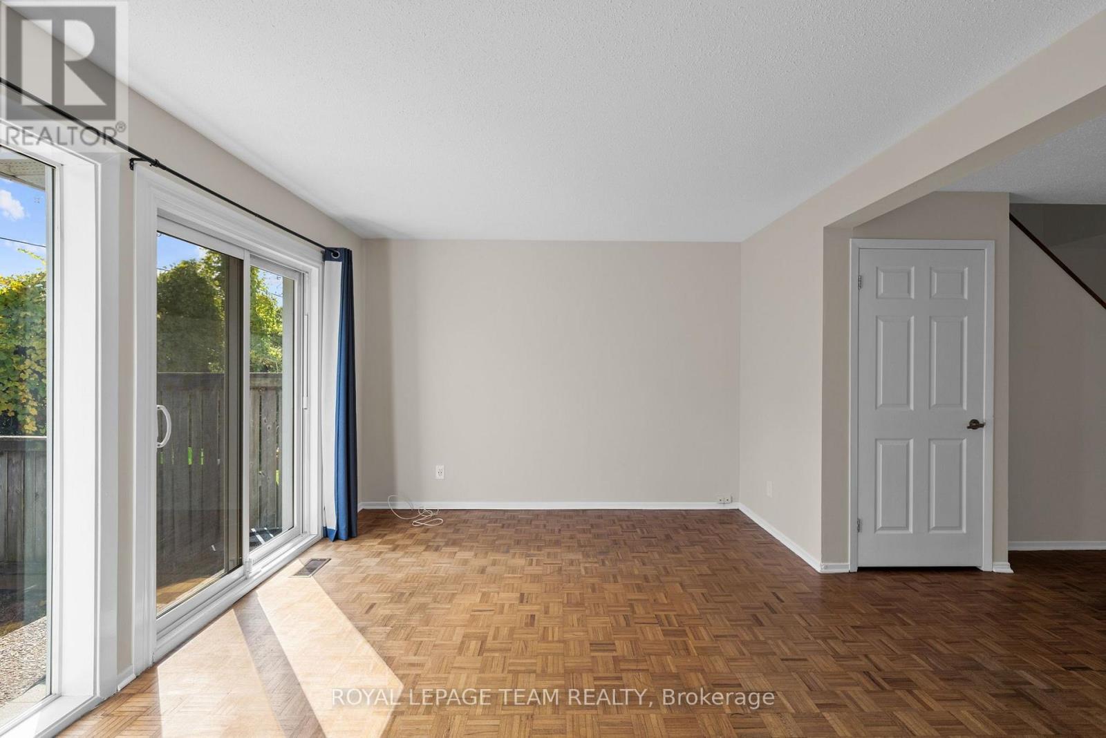 26 Paddington Private Property Photo 21