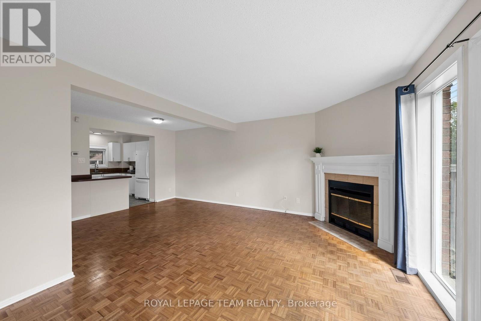 26 Paddington Private Property Photo 24