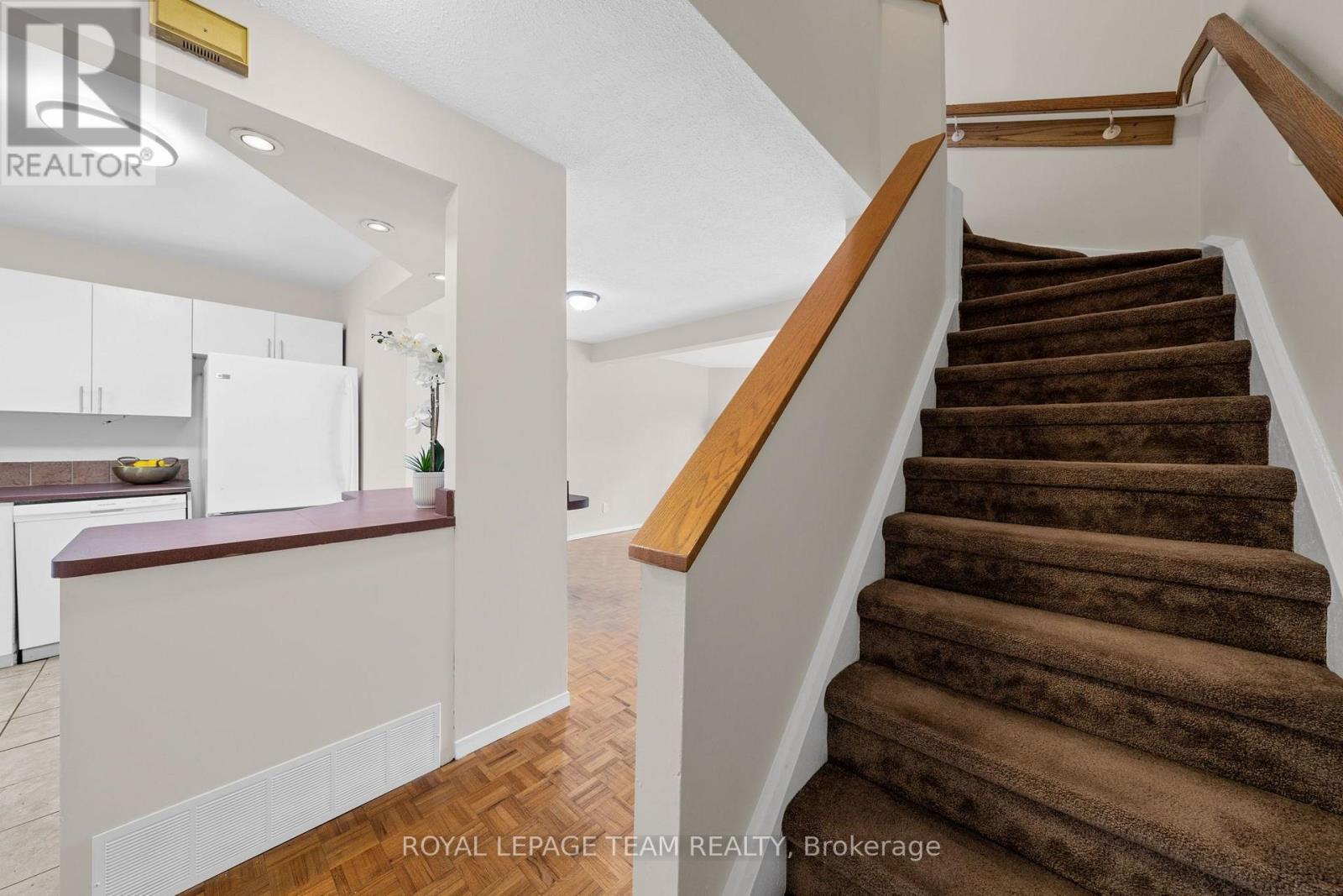 26 Paddington Private Property Photo 26