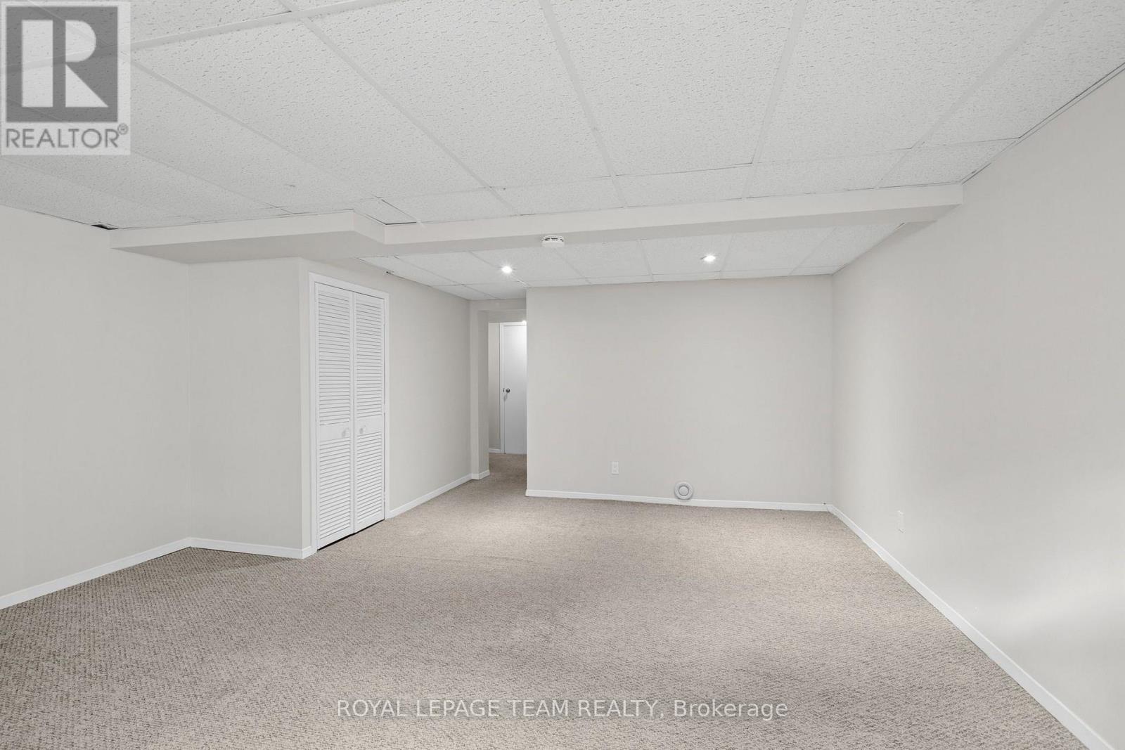 26 Paddington Private Property Photo 42