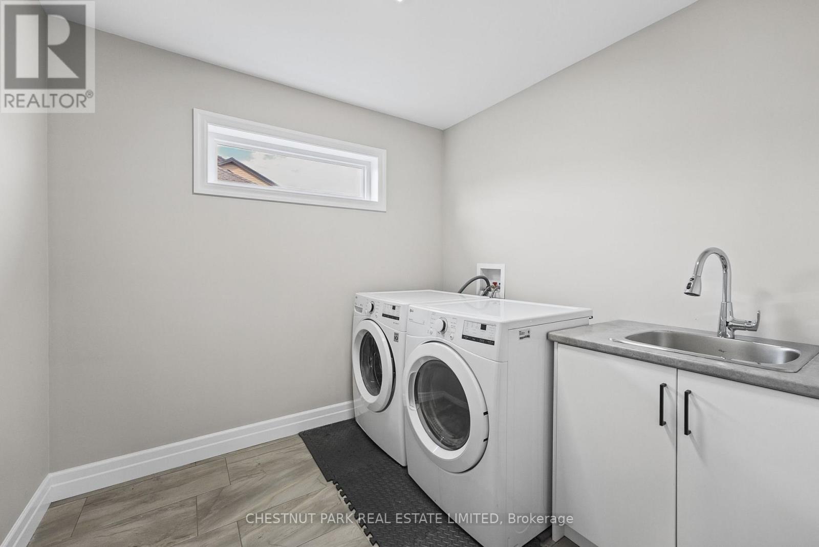 43 Peggy Avenue Property Photo 20