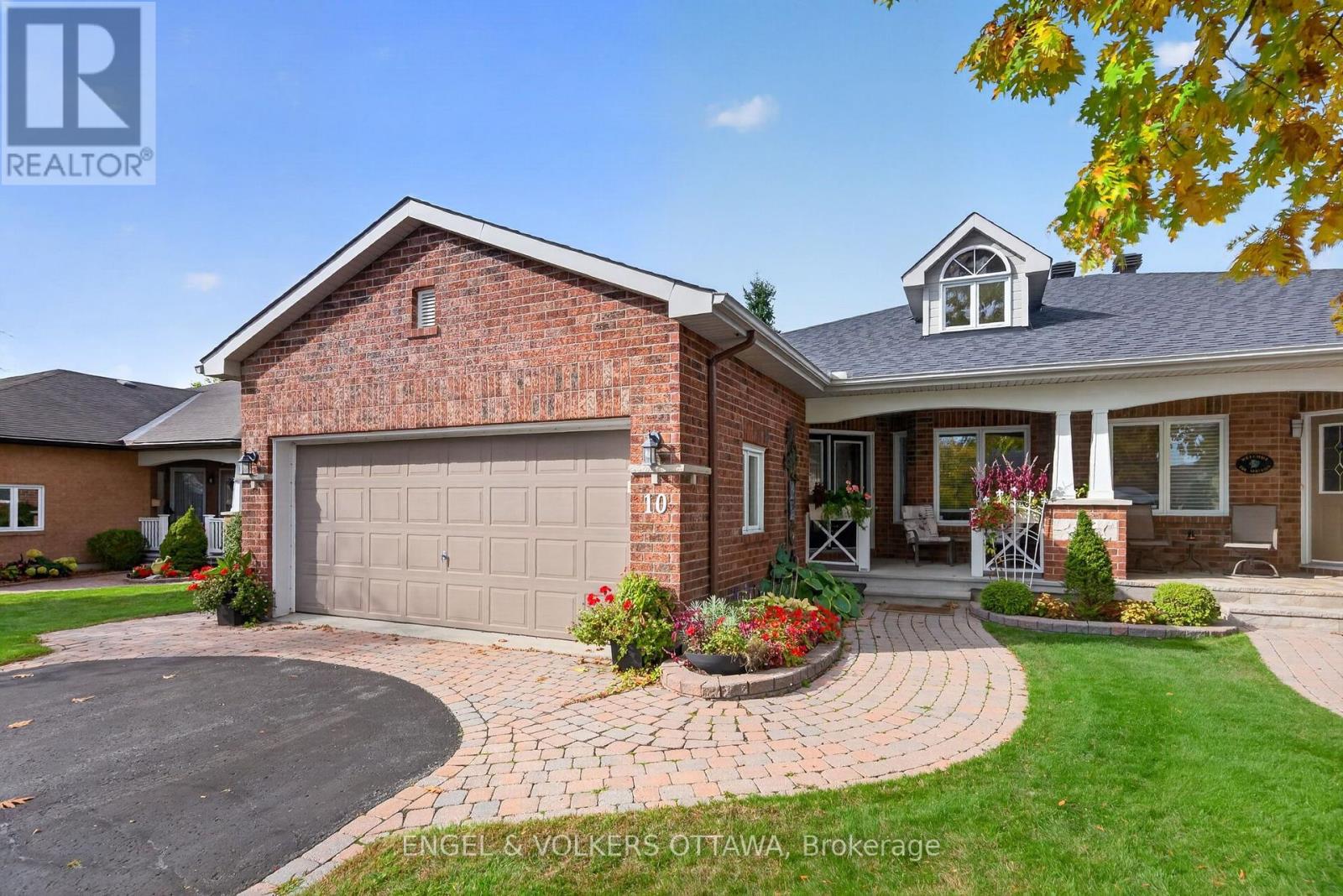 10 Waterthrush Crescent Property Photo 1