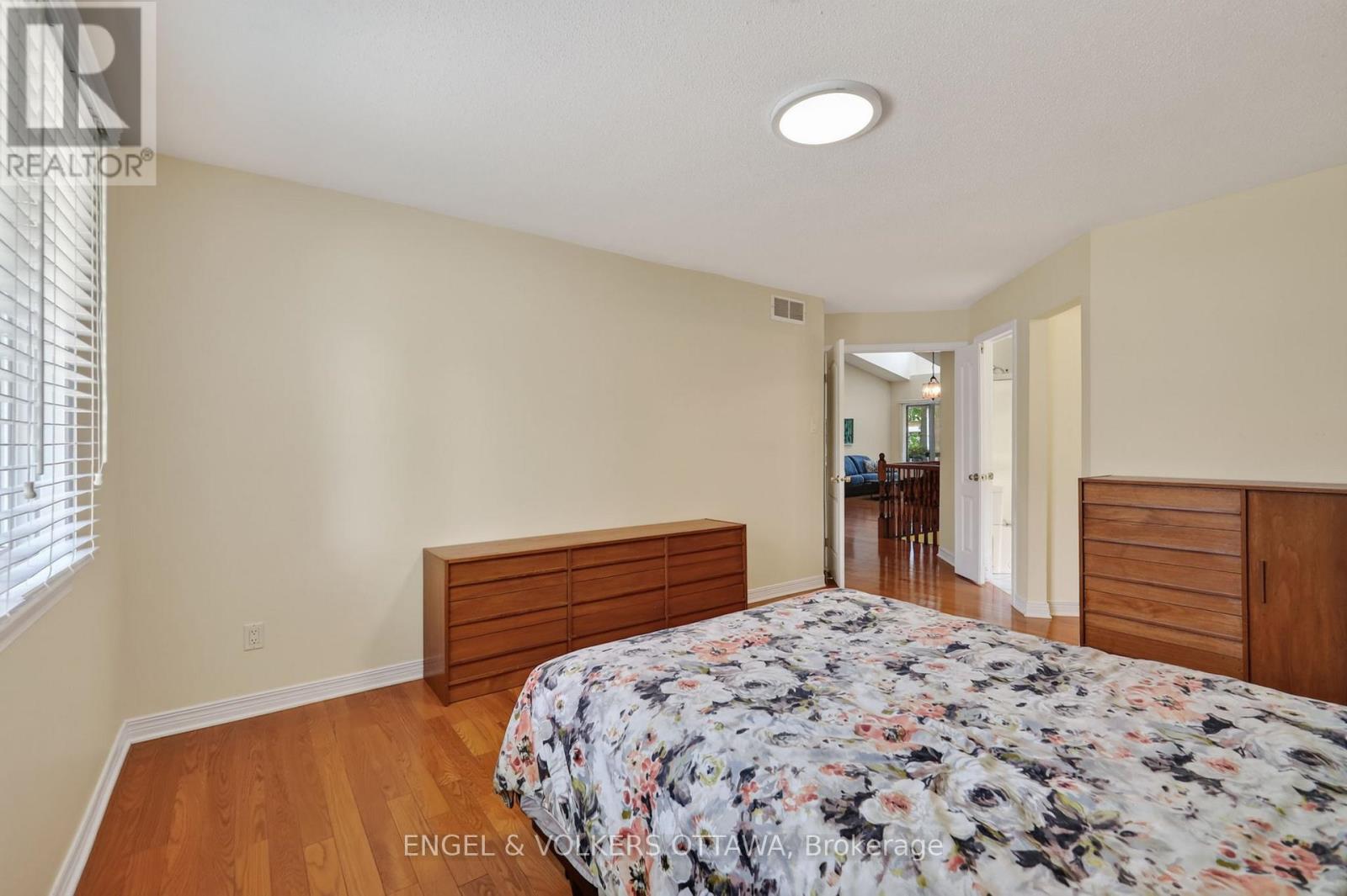10 Waterthrush Crescent Property Photo 22