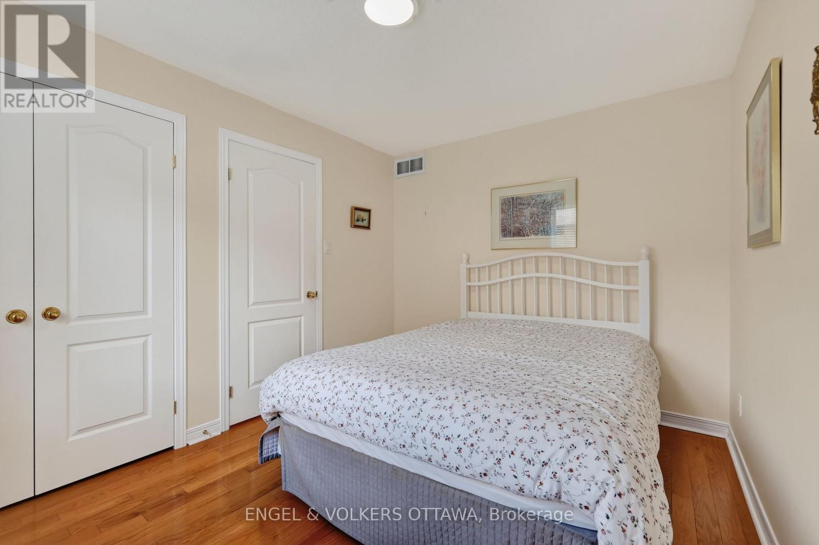 10 Waterthrush Crescent Property Photo 26