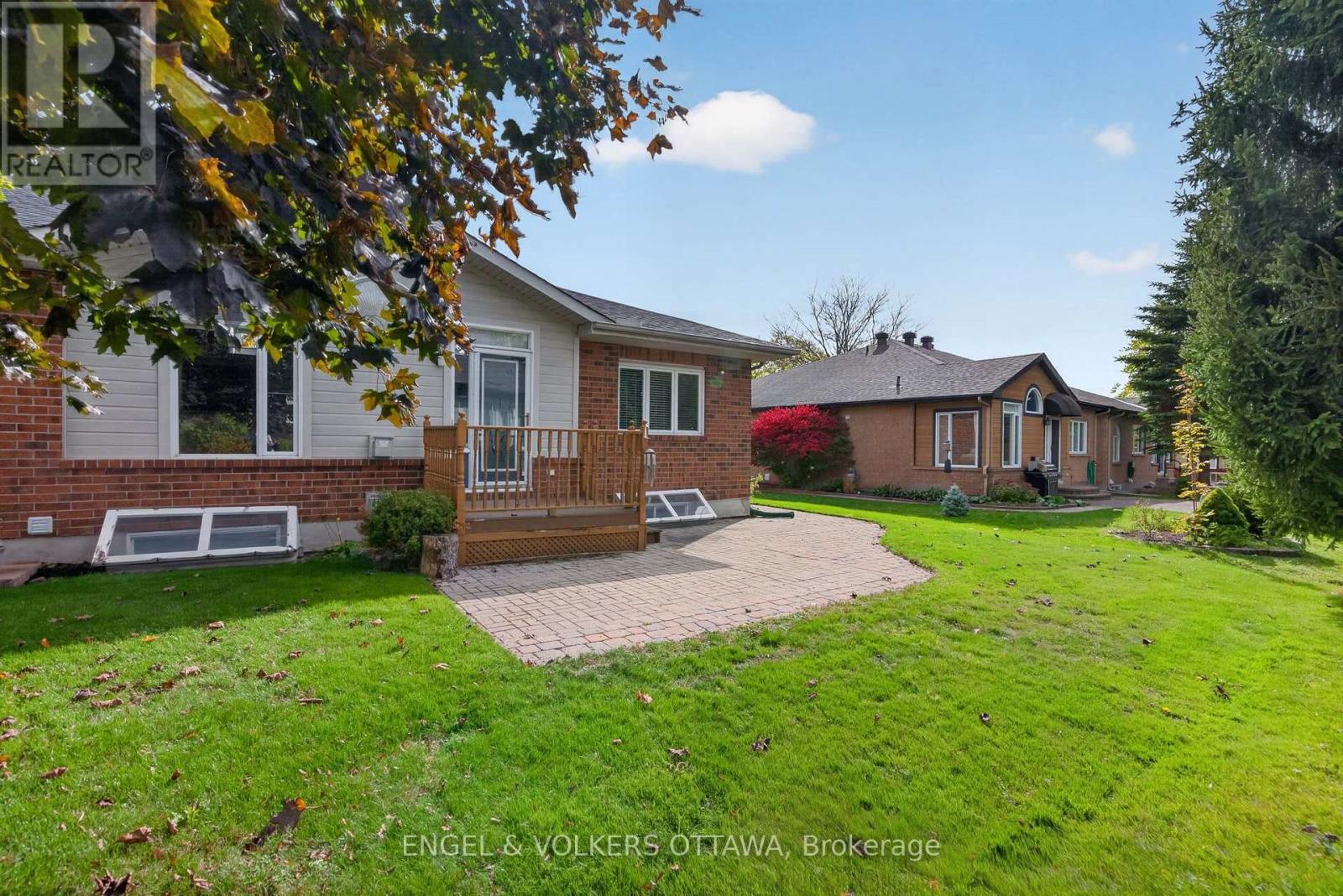 10 Waterthrush Crescent Property Photo 37