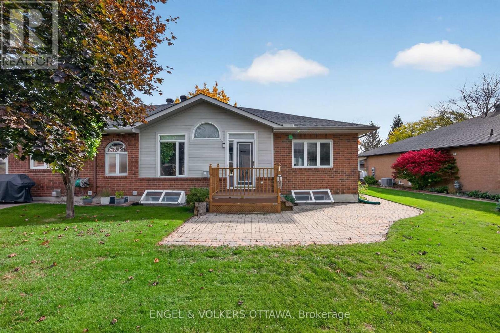 10 Waterthrush Crescent Property Photo 39