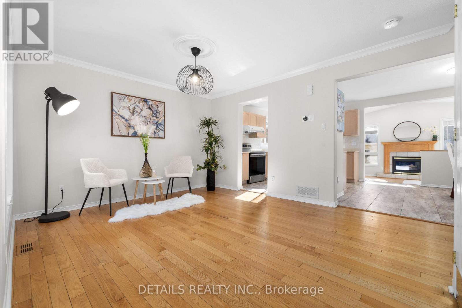 106 Woodgate Way Property Photo 8
