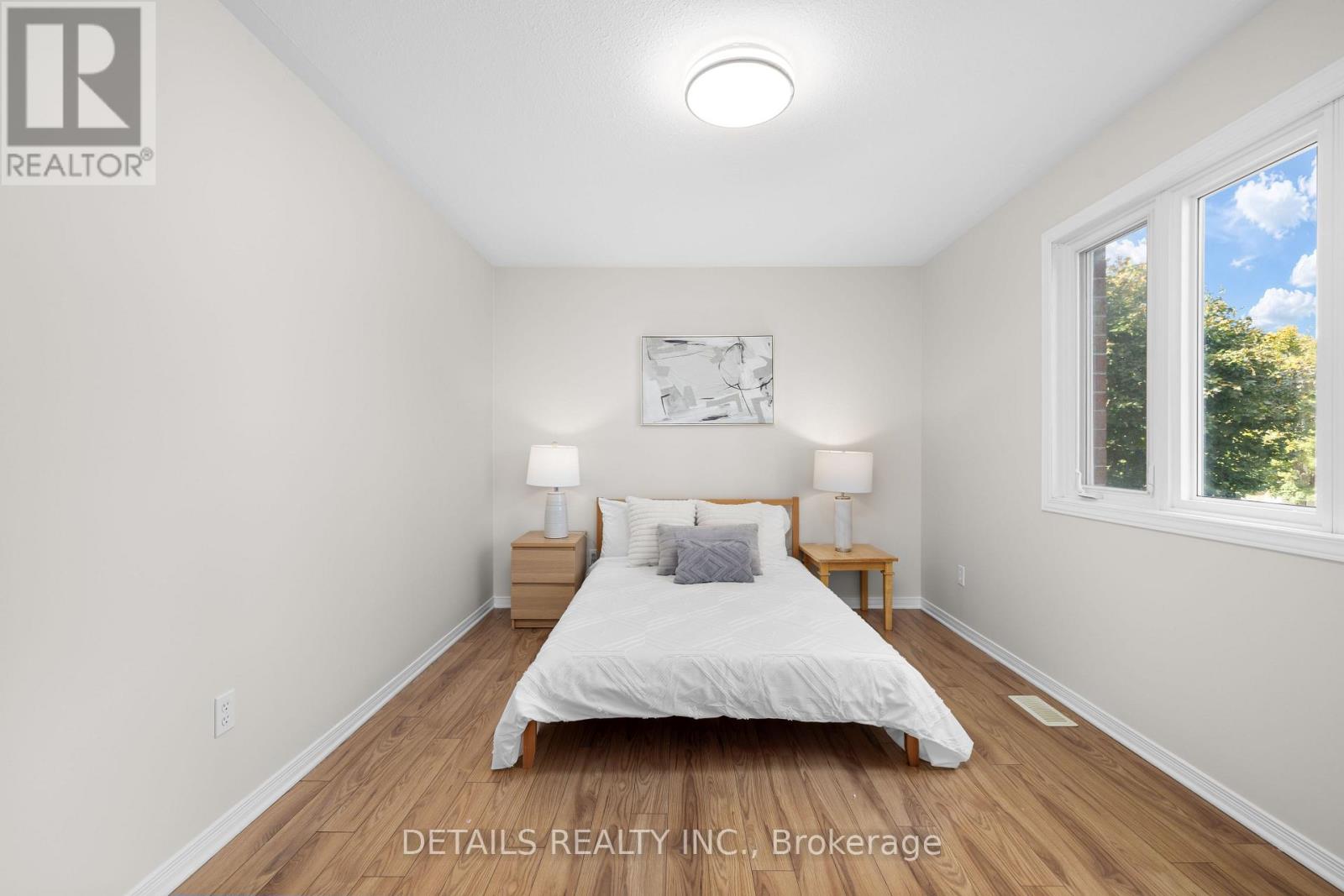 106 Woodgate Way Property Photo 29