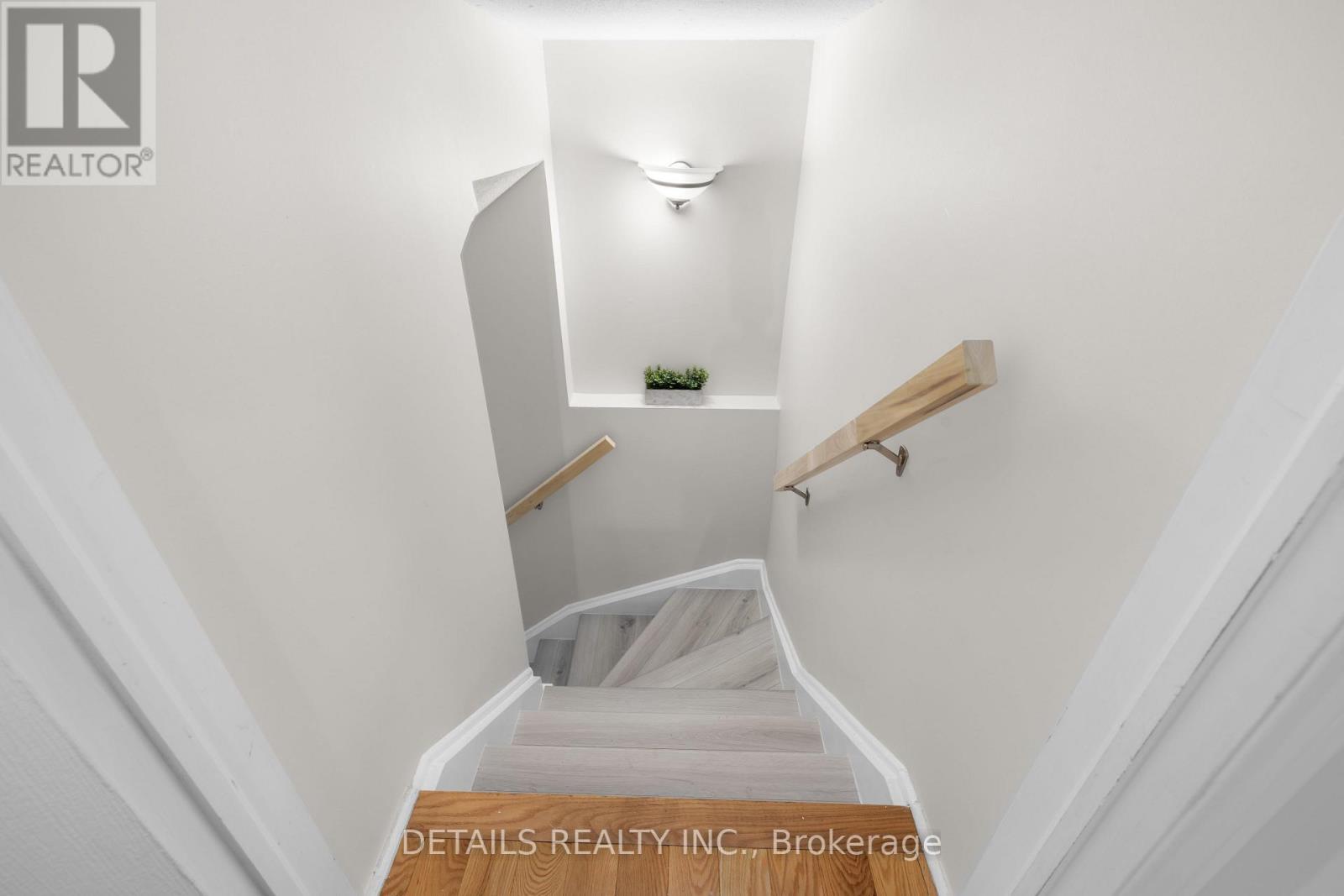 106 Woodgate Way Property Photo 34