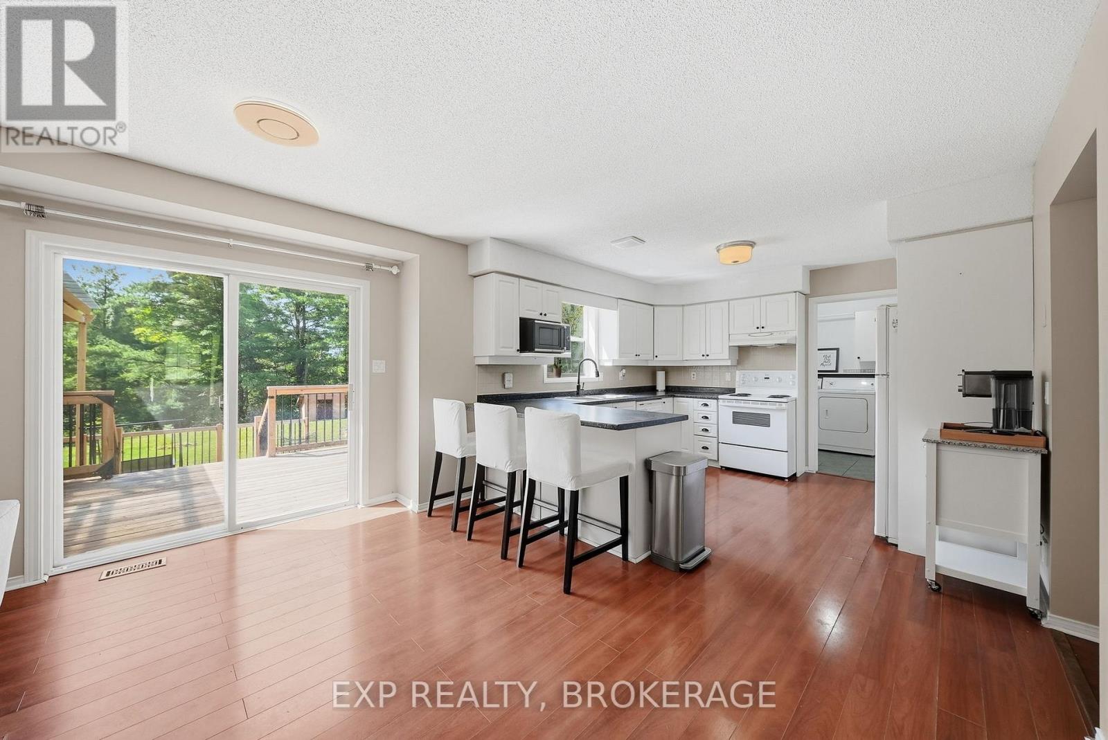 16131 Telephone Road Property Photo 7